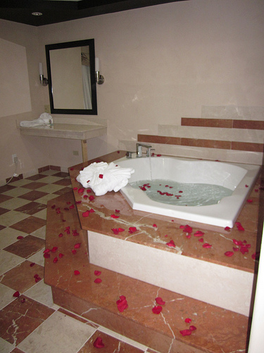 bridal suite bath