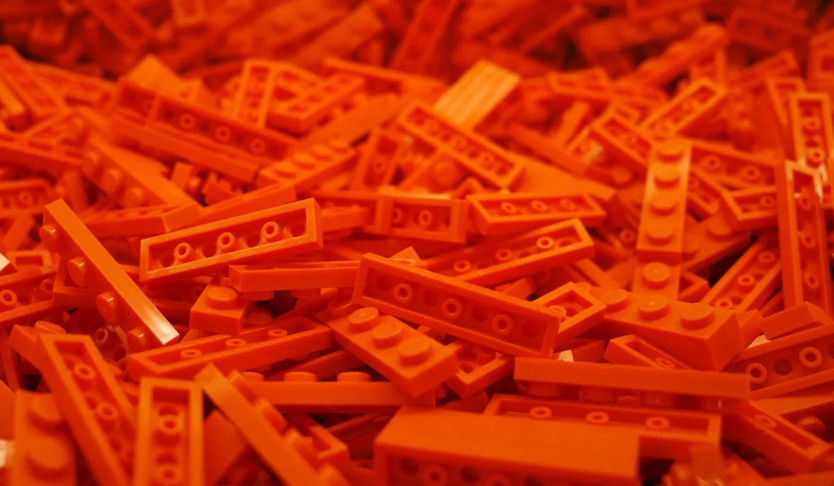 Orange legos in a pile