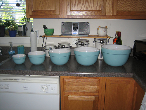 mixing-bowls