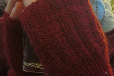 Red Fingerless Mitts