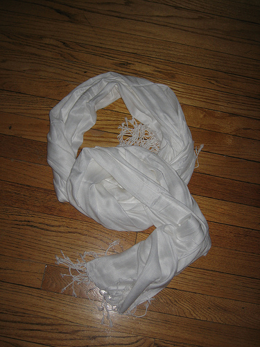 white-pashmina