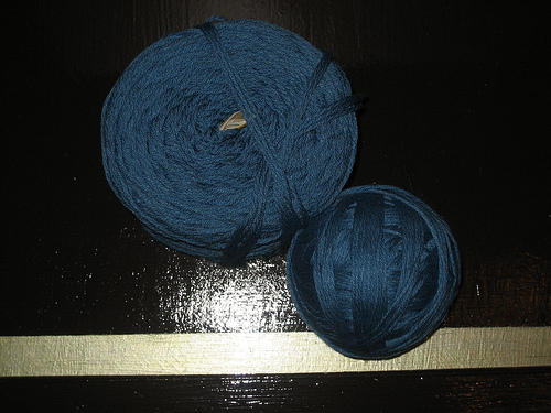 yarn-blue